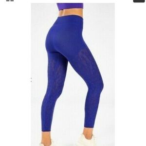 Fabletics Sculpt Legging